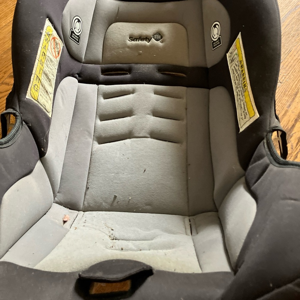 Safety 1st Onboard 35 LT Convertible Carseat Replacement Padding